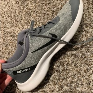 Men’s Nike Tennis Shoe